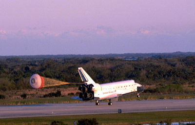 Endeavour carries Bonnie Dunbar on her last mission to space in 1998. "She left a legacy of integrity at NASA," says a colleague. STS-89. NASA photo.