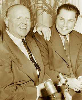 Dave Beck, left, and Jimmy Hoffa, his
                              successor as president of the Teamsters Union. Charles Z. Smith headed the teams
                              that prosecuted both on charges of misuse of union funds. Attorney General Robert
                              F. Kennedy said Smith did, "A fantastically good job."