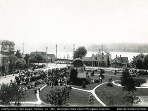 1895townsquare18951 1895townsquare18951