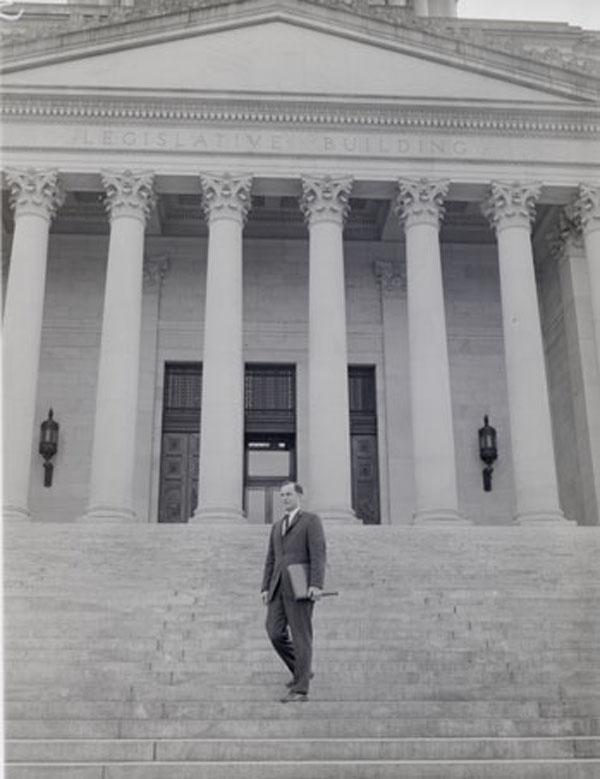 AR-Evans-LegBldg3 AR-Evans-LegBldg3