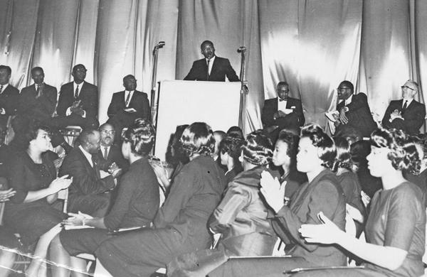 AR-SmithPapers_Scrapbook_MLK_1961_001.