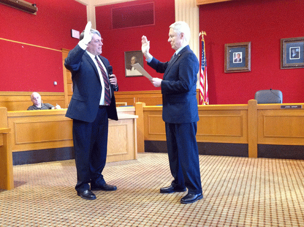 Sam-swears-in-Dennis-Weber Sam-swears-in-Dennis-Weber