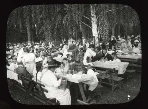 Spokane Manito Park picnic Spokane Manito Park picnic