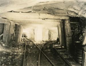 AR-28001001-ph000429_coalminetunnel