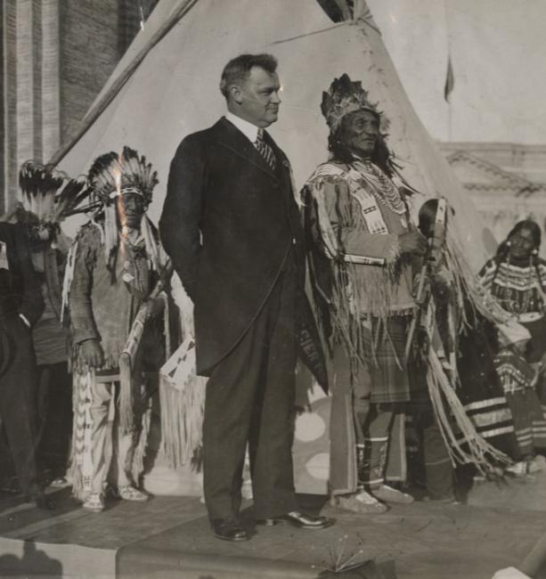 Chief Many Tail Feathers “adopting” Gov. Ernest Lister into Blackfoot tribe, 1915 (Courtesy of The Seattle Public Library)
